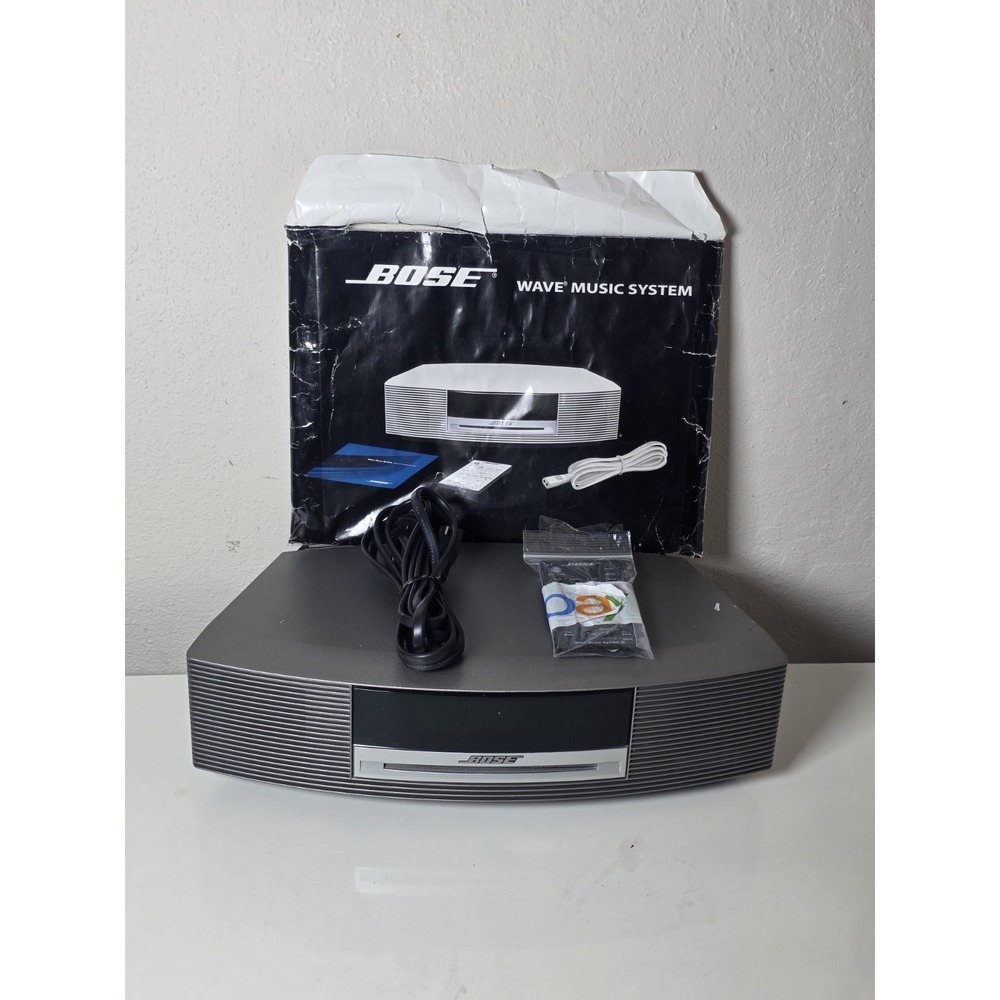 Bose Wave Music System with Remote Control And Factory manuals READ
